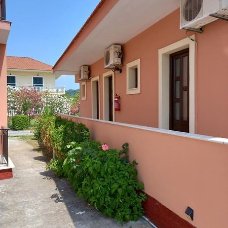 Kostas Apartments Sidari  Exterior photo
