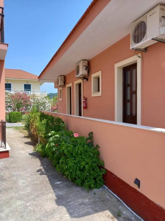 Kostas Apartments Sidari  Exterior photo
